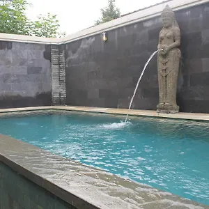Dewi Antara Ubud
